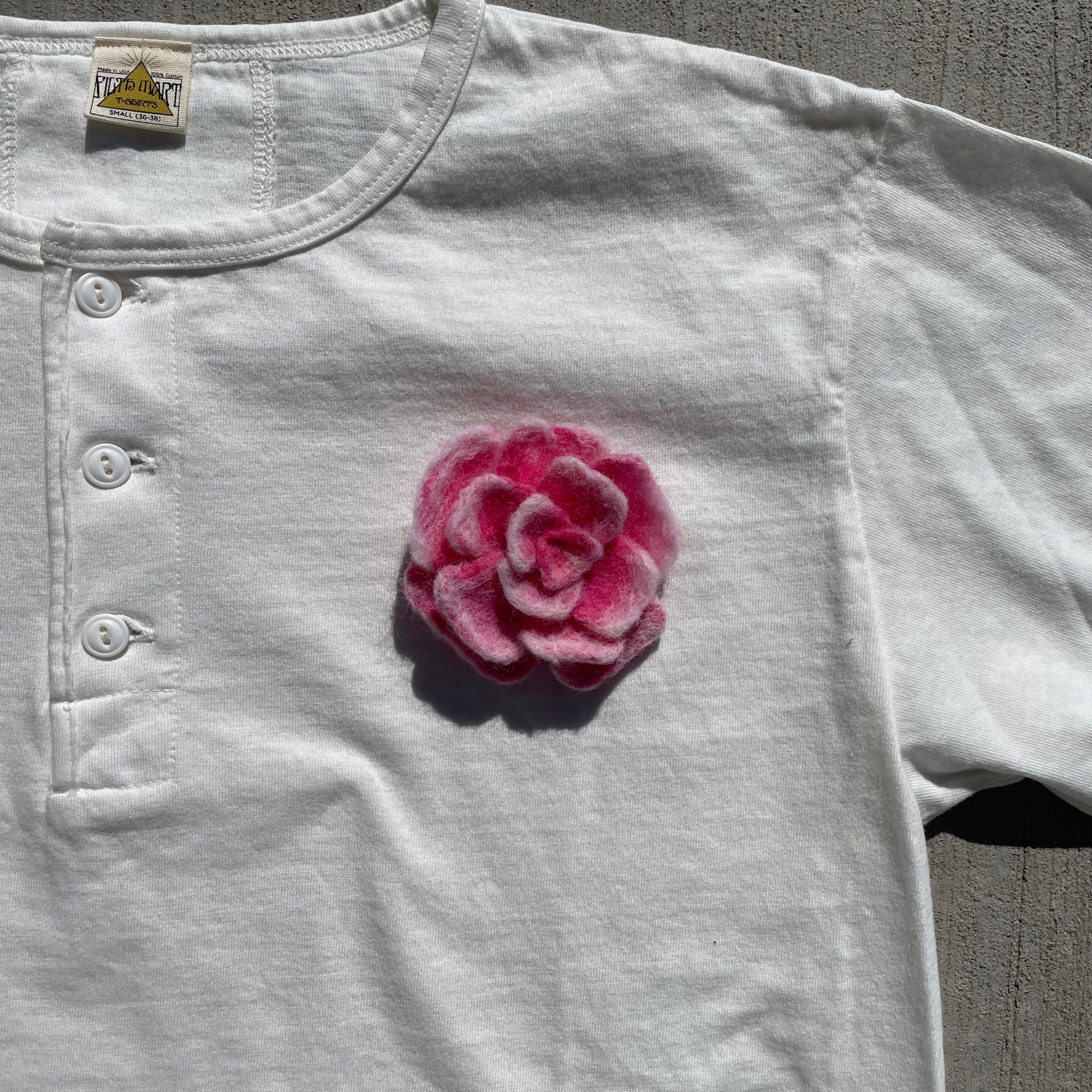 Filth Mart Boutonnière